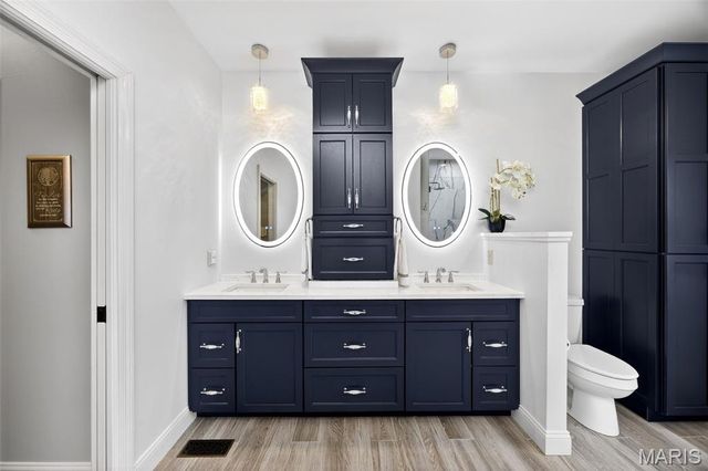 1354 Lake Hollow Drive, Defiance, MO 63341