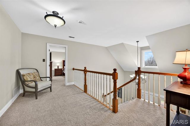 1354 Lake Hollow Drive, Defiance, MO 63341