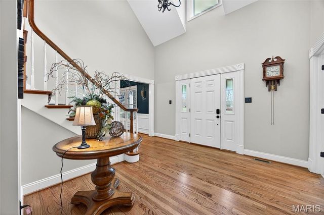 1354 Lake Hollow Drive, Defiance, MO 63341