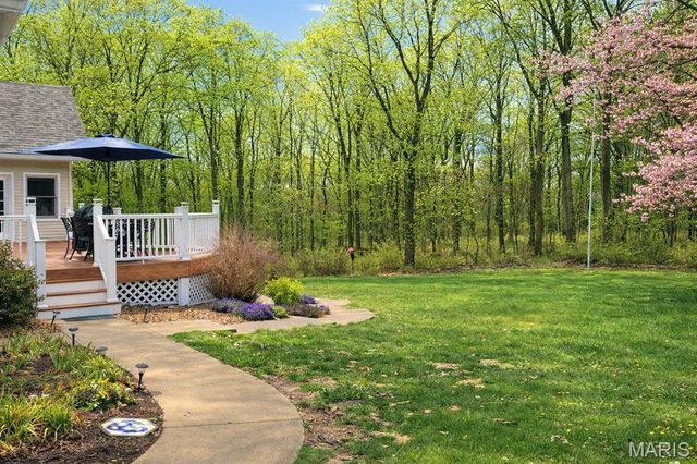 1354 Lake Hollow Drive, Defiance, MO 63341