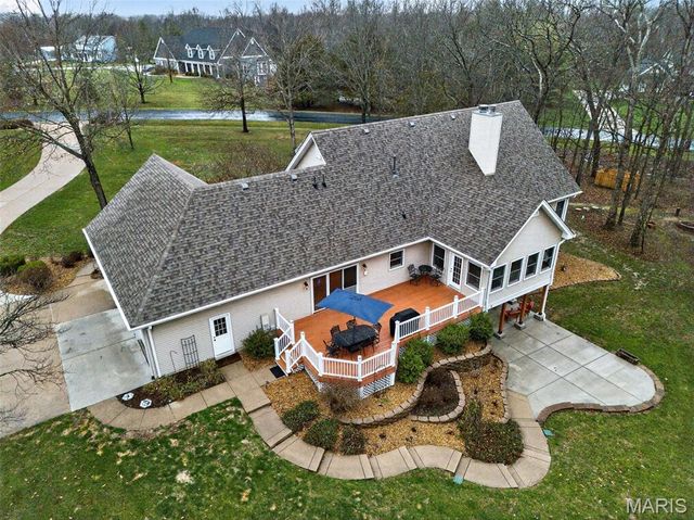 1354 Lake Hollow Drive, Defiance, MO 63341