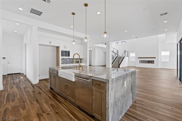 4855 Blushing Hills Street, Las Vegas, NV 89135