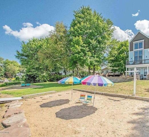 13692 W Mcbride Road, Coral, MI 49322