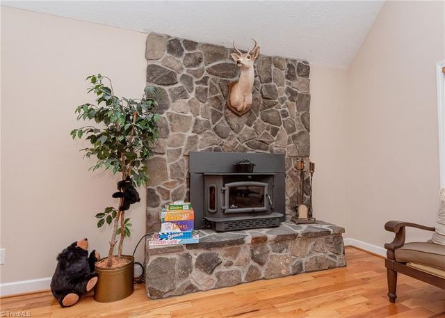 817 Hidden Hollow Lane, Moravian Falls, NC 28654