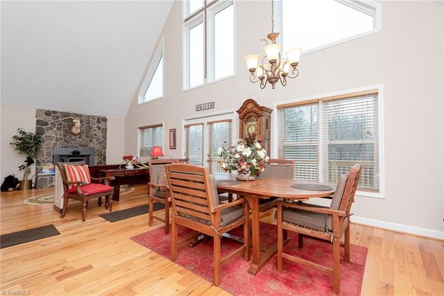 817 Hidden Hollow Lane, Moravian Falls, NC 28654
