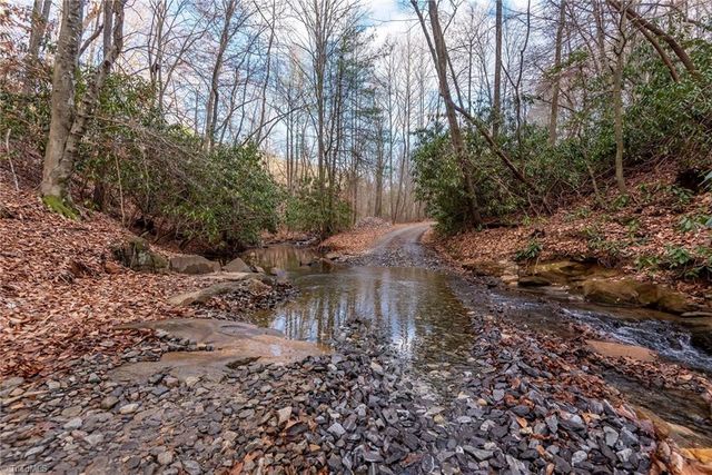 817 Hidden Hollow Lane, Moravian Falls, NC 28654