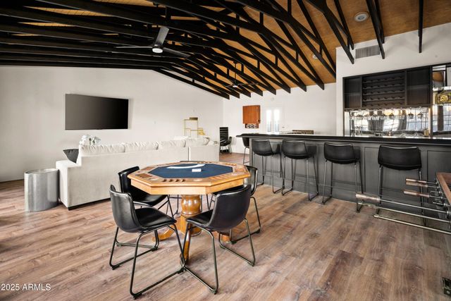 8001 E VOLTAIRE Avenue, Scottsdale, AZ 85260