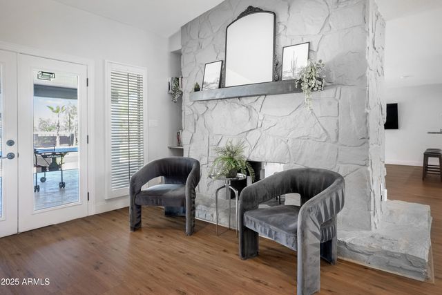 8001 E VOLTAIRE Avenue, Scottsdale, AZ 85260