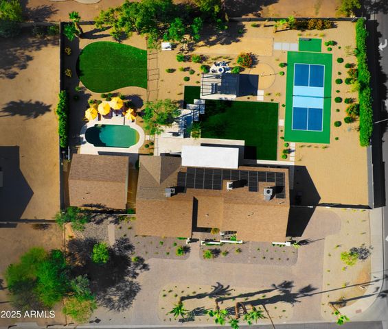 8001 E VOLTAIRE Avenue, Scottsdale, AZ 85260