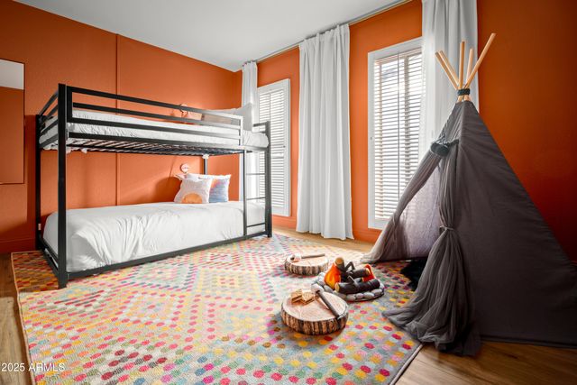 8001 E VOLTAIRE Avenue, Scottsdale, AZ 85260