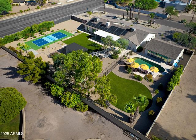 8001 E VOLTAIRE Avenue, Scottsdale, AZ 85260