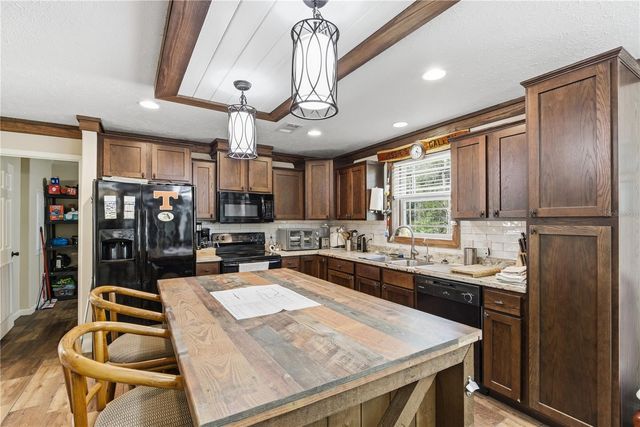 7970 SW 14TH PLACE, Bell, FL 32619