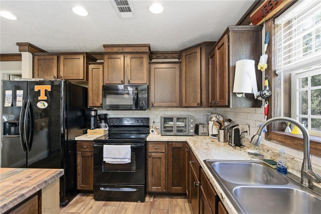 7970 SW 14TH PLACE, Bell, FL 32619