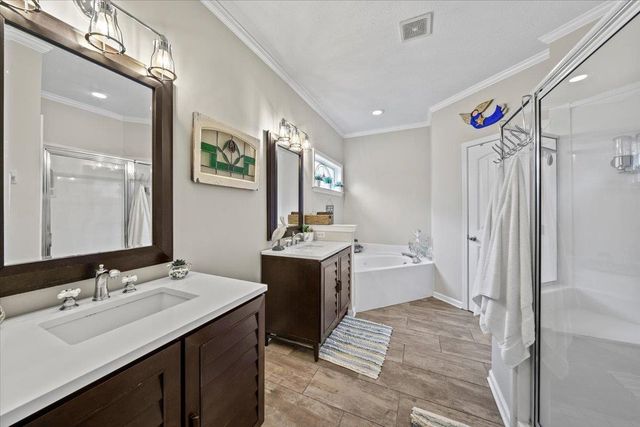 1655 NEWTON OAK CIR, Memphis, TN 38117