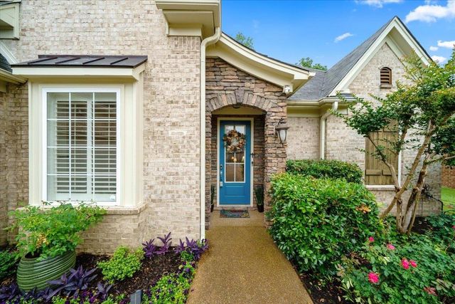 1655 NEWTON OAK CIR, Memphis, TN 38117