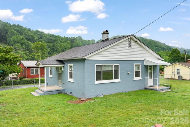 34 Stephens Road, Waynesville, NC 28786