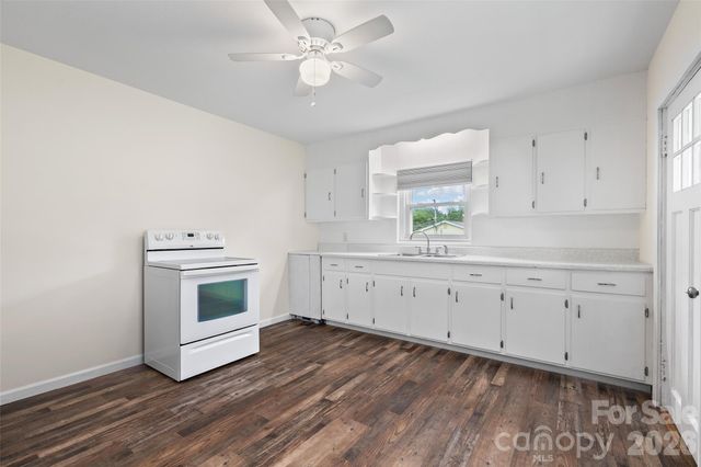 34 Stephens Road, Waynesville, NC 28786