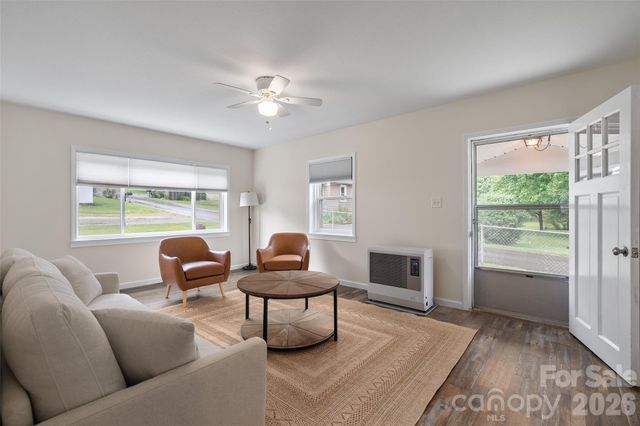34 Stephens Road, Waynesville, NC 28786