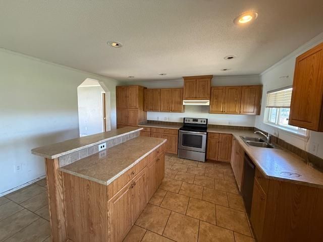 183 Myrtle Dr, Lockport, LA 70374