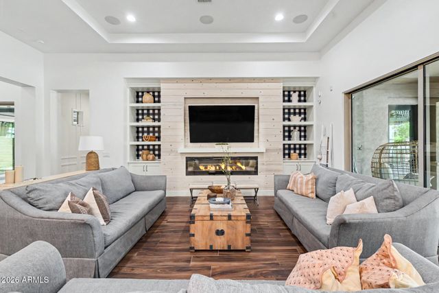 2174 E MEAD Drive, Gilbert, AZ 85298