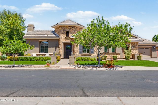 2174 E MEAD Drive, Gilbert, AZ 85298