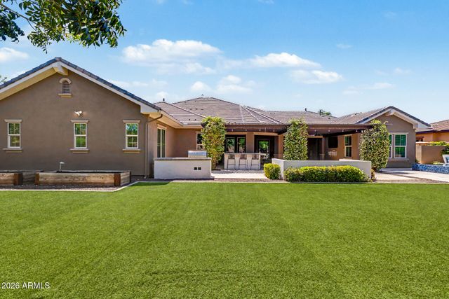 2174 E MEAD Drive, Gilbert, AZ 85298