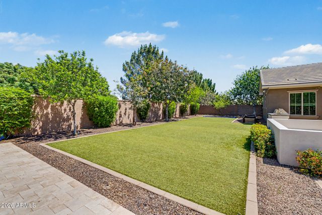 2174 E MEAD Drive, Gilbert, AZ 85298