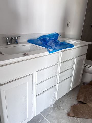 480 Jet Stream Dr, La Vergne, TN 37086