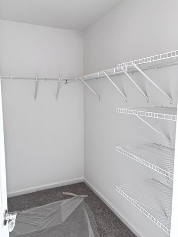 480 Jet Stream Dr, La Vergne, TN 37086