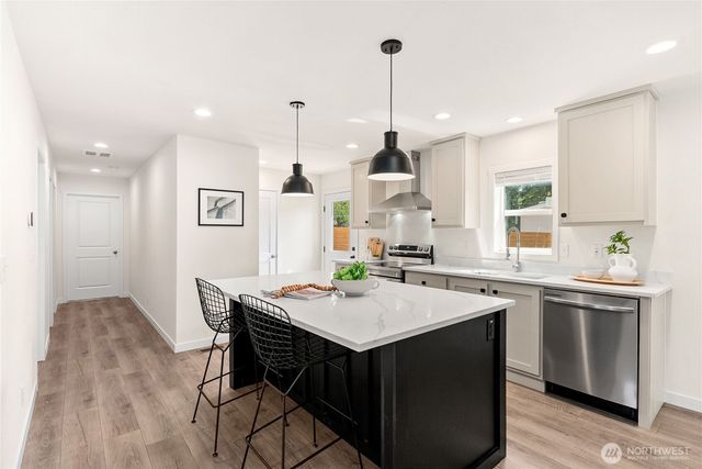 18429 SE Covington Sawyer Road, Kent, WA 98042