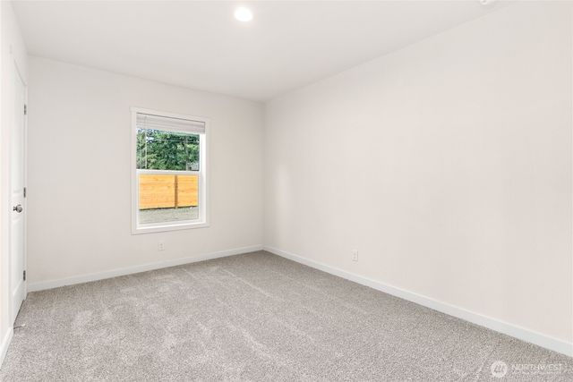 18429 SE Covington Sawyer Road, Kent, WA 98042