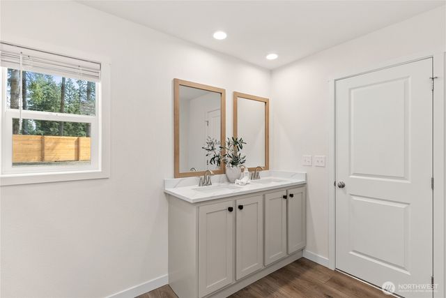 18429 SE Covington Sawyer Road, Kent, WA 98042