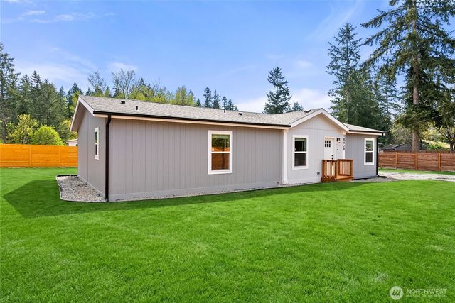 18429 SE Covington Sawyer Road, Kent, WA 98042