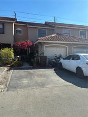 2530 W 60th Pl 103-17, Hialeah, FL 33016