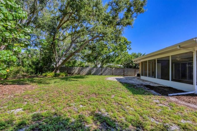 5201 STEVENS DRIVE, Sarasota, FL 34234