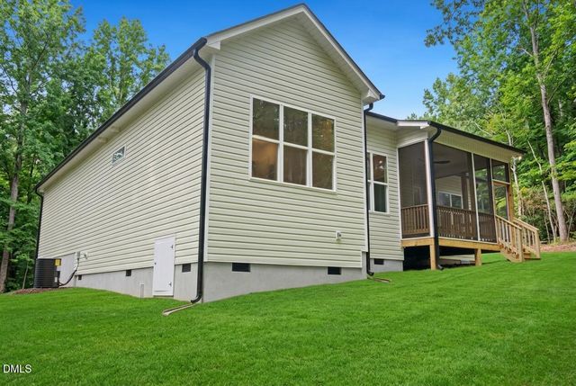 135 Seneca Drive, Louisburg, NC 27549