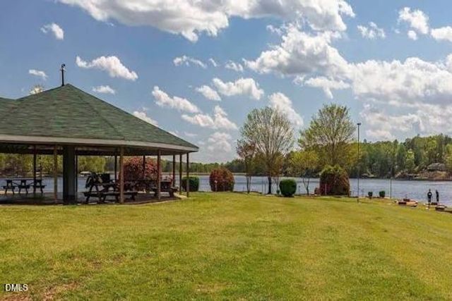 135 Seneca Drive, Louisburg, NC 27549
