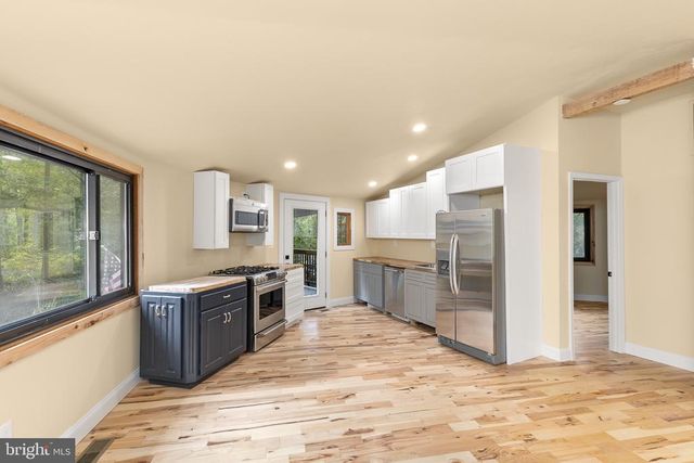 315 STRATFORD CIR, Locust Grove, VA 22508