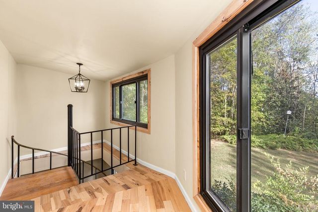 315 STRATFORD CIR, Locust Grove, VA 22508