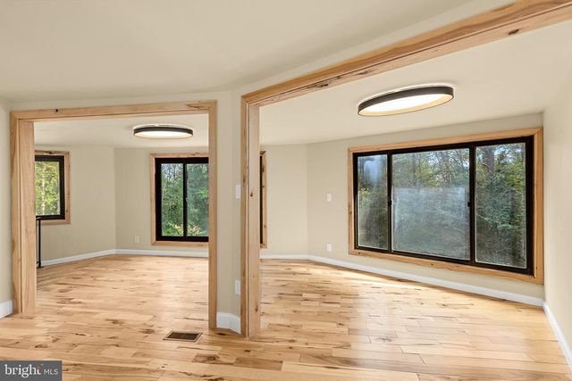 315 STRATFORD CIR, Locust Grove, VA 22508