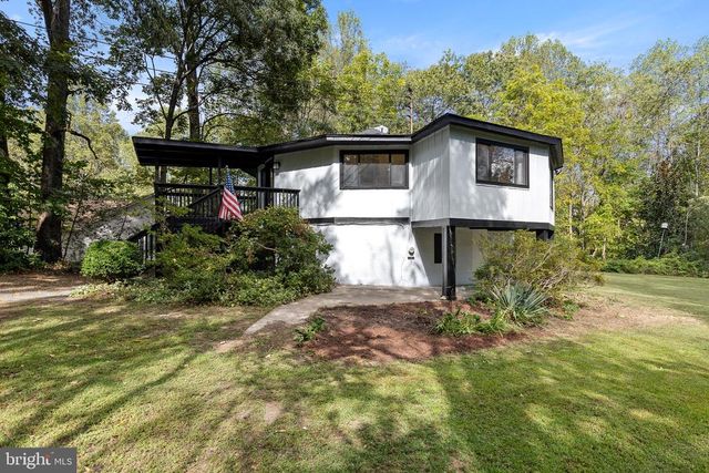 315 STRATFORD CIR, Locust Grove, VA 22508