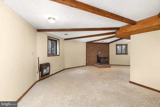 315 STRATFORD CIR, Locust Grove, VA 22508