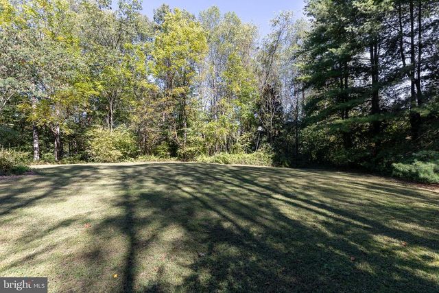 315 STRATFORD CIR, Locust Grove, VA 22508