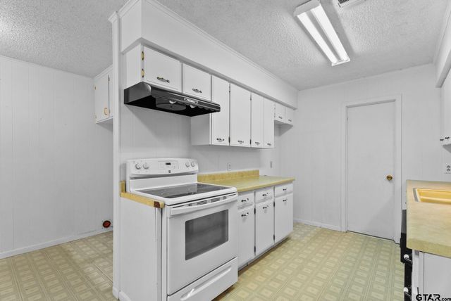 4312 Suel Drive, Tyler, TX 75702