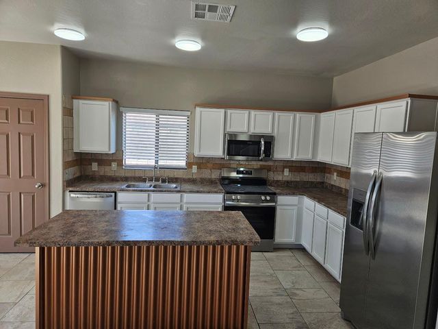36337 W VELAZQUEZ Drive, Maricopa, AZ 85138
