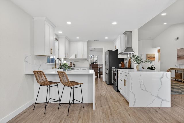 198 Big Valley Rd, Folsom, CA 95630