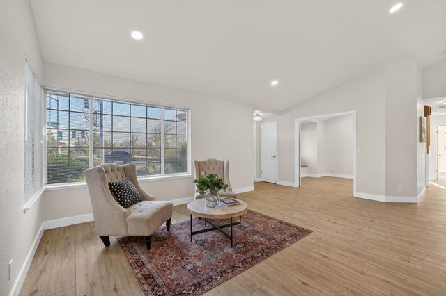 198 Big Valley Rd, Folsom, CA 95630