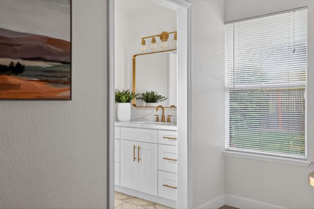 198 Big Valley Rd, Folsom, CA 95630