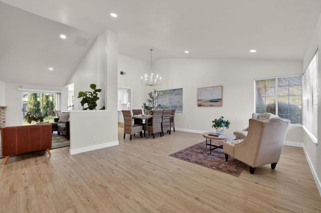 198 Big Valley Rd, Folsom, CA 95630