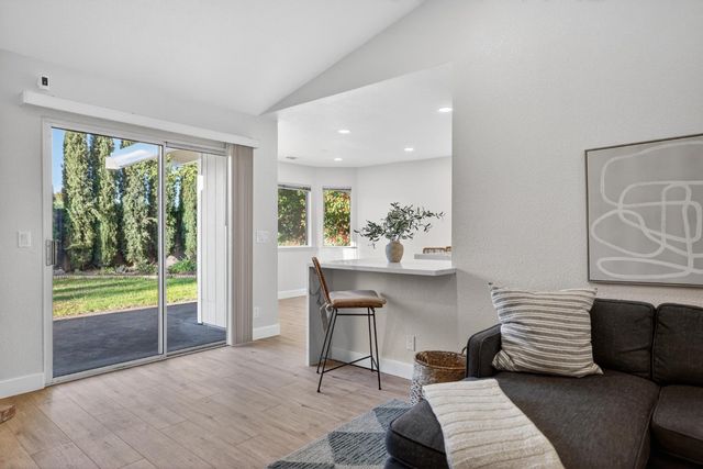 198 Big Valley Rd, Folsom, CA 95630